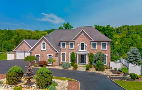 41 Somerfields Dr, Wyoming, PA, 18644-9409 | Card Image
