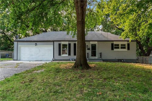 9504 Bennington Ave, Kansas City, MO, 64134-1109 | Card Image