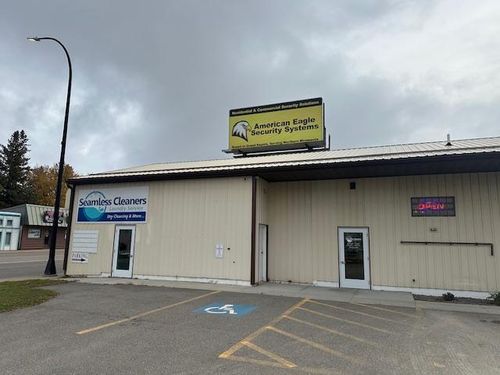 316 Ne 4th St, Grand Rapids, MN, 55744-2853 | Card Image