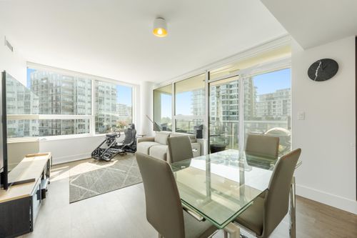 703-5508 Hollybridge Way, Richmond, BC, V7C0C7 | Card Image