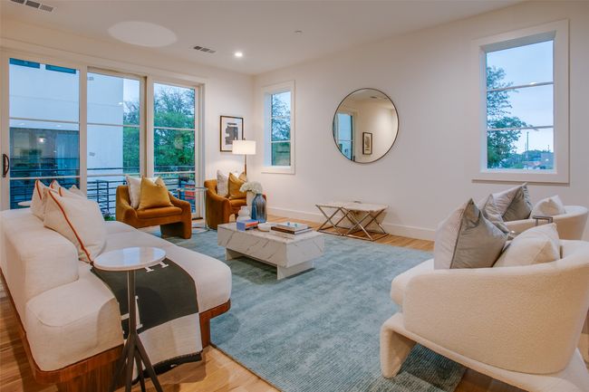 APT-1006 - 7207 Gaston Ave, Condo with 2 bedrooms, 3 bathrooms and null parking in Dallas TX | Image 12
