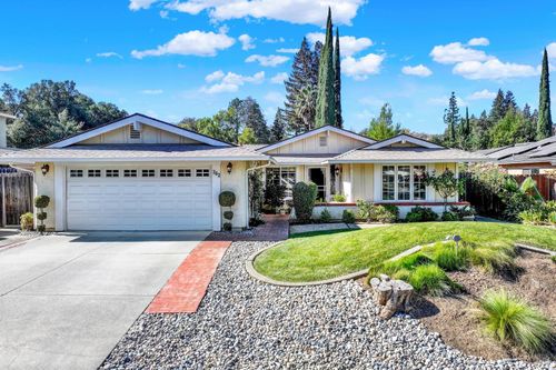 262 N Alamo Drive, Vacaville, CA, 95688 | Card Image