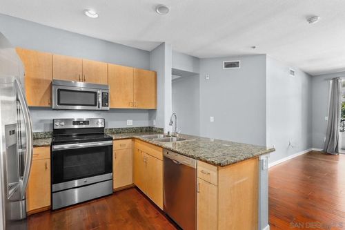 unit-315-1501 Front St, San Diego, CA, 92101-2976 | Card Image