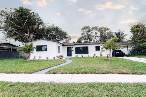 17940 Nw 13th Ct, Miami Gardens, FL, 33169-4103 | Card Image