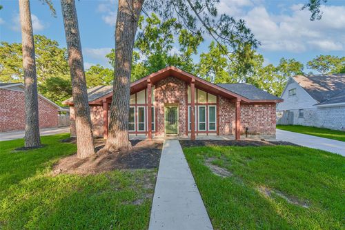 3210 Lakehaven Dr, Kingwood, TX, 77339-2215 | Card Image