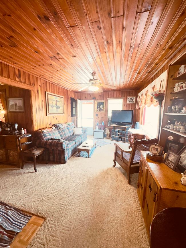 20 Sloans Valley Cir, House other with 2 bedrooms, 1 bathrooms and null parking in Burnside KY | Image 16