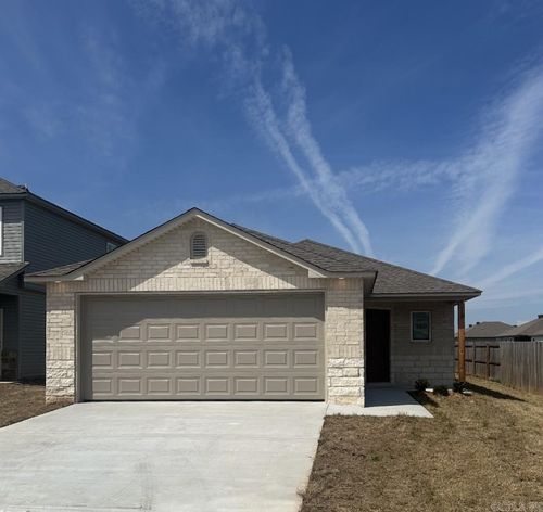 117 Sofia Dr, Maumelle, AR, 72113-7803 | Card Image