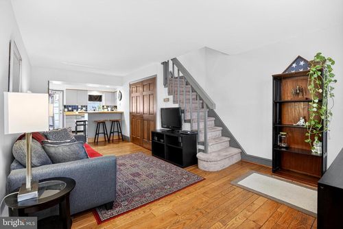 133 Morris St, PHILADELPHIA, PA, 19148-1312 | Card Image