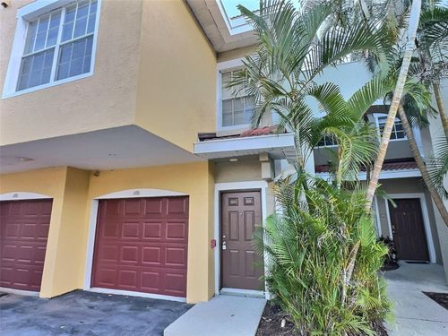 4-105-4751 Travini Cir, SARASOTA, FL, 34235-2645 | Card Image