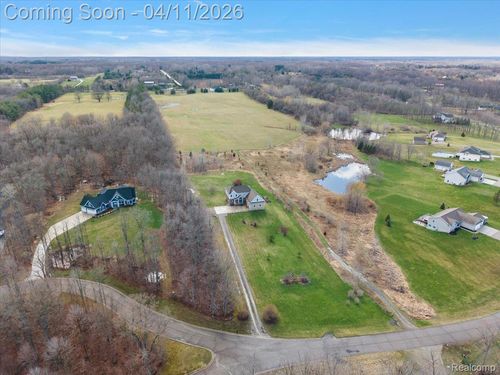 5035 Hidden Ridge Dr, Metamora, MI, 48455-9124 | Card Image