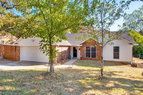 1027 Oak Ridge Drive, Denison, TX, 75020 | Card Image