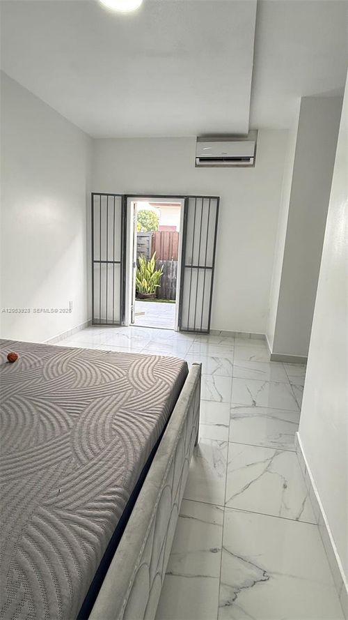 11001-11001 Sw 226th Terrace, Miami, FL, 33170 | Card Image