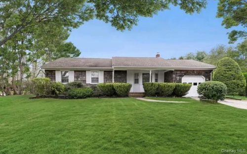 1 Boxwood Street, East Hampton, NY, 11937 | Card Image