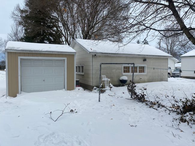 319 Western Ave, House other with 3 bedrooms, 1 bathrooms and null parking in Bad Axe MI | Image 12