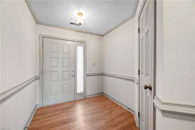Foyer | Image 29