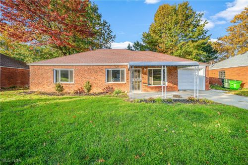 27381 Beech Drive, Euclid, OH, 44132 | Card Image