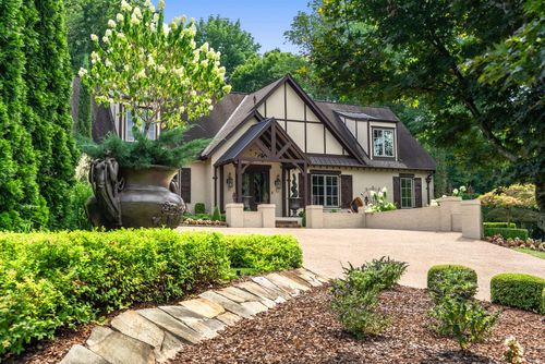 3807 Harding Pl, Nashville, TN, 37215-4030 | Card Image