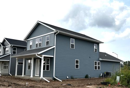 1053 Fairway Dr, Sheboygan Falls, WI, 53085 | Card Image