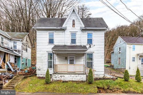 178 N Main St, Herndon, PA, 17830-7281 | Card Image