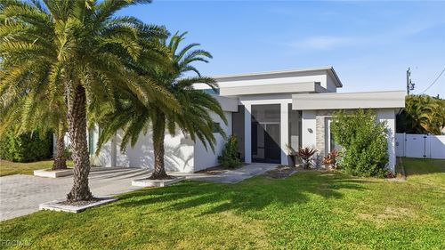 1815 Cape Coral Pkwy W, Cape Coral, FL, 33914-8922 | Card Image