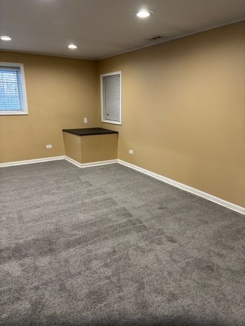 522 Lowell Dr, South Elgin, IL, 60177-2926 | Card Image