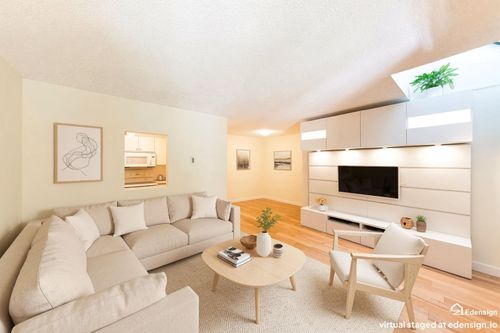 3319 Mountain Highway, North Vancouver, BC, V7K2H4 | Card Image