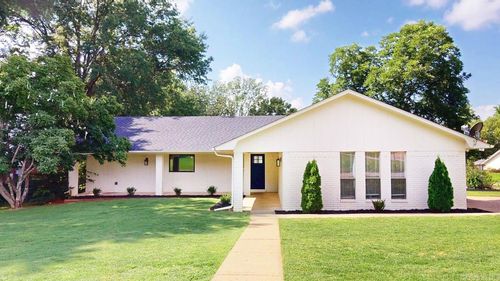 21 Stonehedge Dr, Conway, AR, 72034-7235 | Card Image