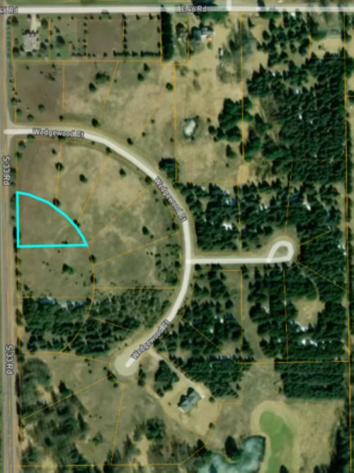 24 Wedgewood Court, Cadillac, MI, 49601 | Card Image