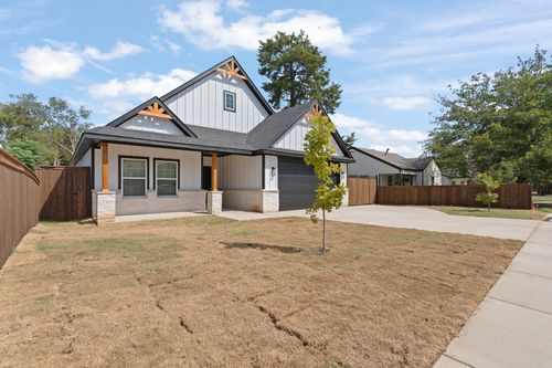 3317 Reed St, Fort Worth, TX, 76119-2819 | Card Image