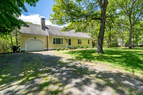 168 White Moss Dr, Marstons Mills, MA, 02648-1081 | Card Image