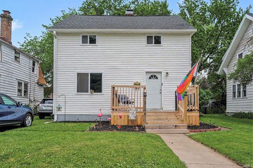 2106 High Street, South Bend, IN, 46613 | Card Image