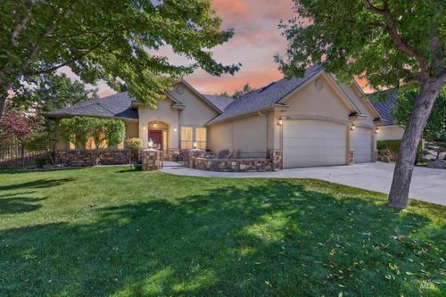 760 S Hydra Ave, Star, ID, 83669-5087 | Card Image