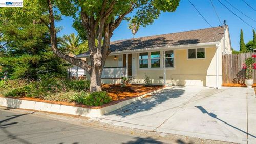 167 El Bonito, Benicia, CA, 94510-2216 | Card Image