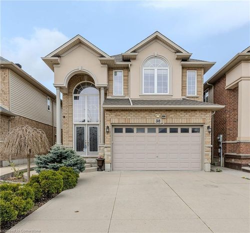 38 Assisi St, Hamilton, ON, L8W0A5 | Card Image
