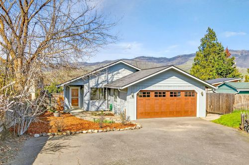 239 E Hersey St, Ashland, OR, 97520-1238 | Card Image