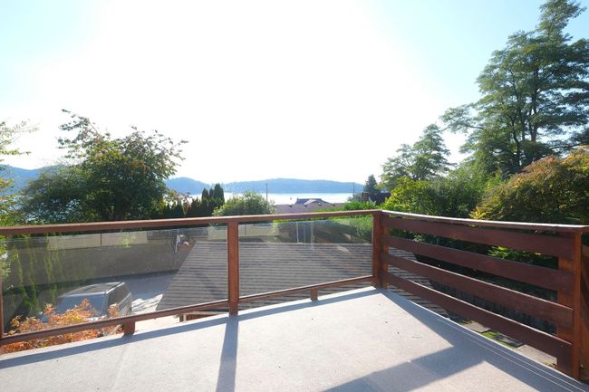 591 Killarney Lane, House other with 5 bedrooms, 3 bathrooms and 2 parking in Gibsons BC | Image 4