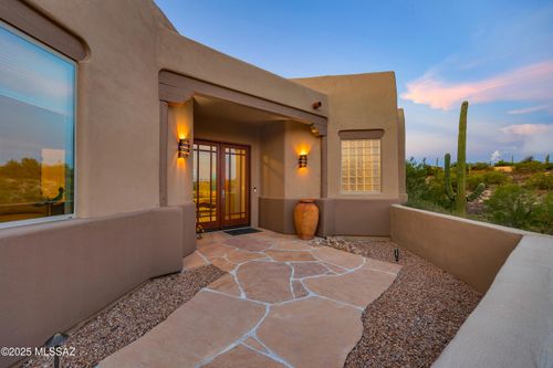 4239 N Placita De Sandra, Tucson, AZ, 85718-7421 | Card Image