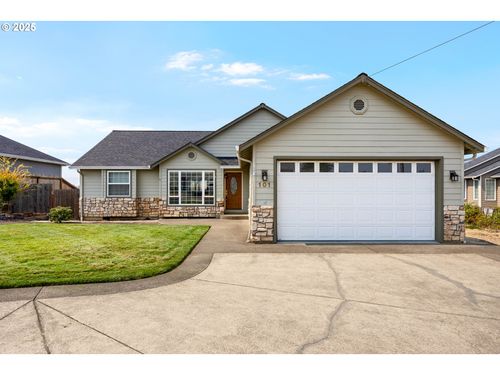 101 Frontier Ct, Sutherlin, OR, 97479-9079 | Card Image