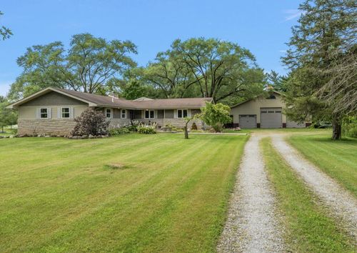 16280 Hendricks St, Lowell, IN, 46356-1525 | Card Image