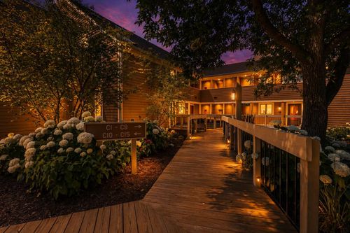 C9 Long Bay Point Dr, Galena, IL, 61036-8704 | Card Image