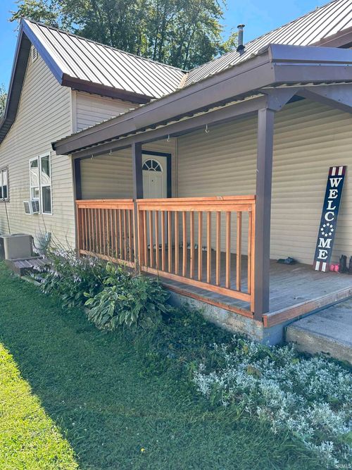 206 N Main St, Modoc, IN, 47358-9381 | Card Image