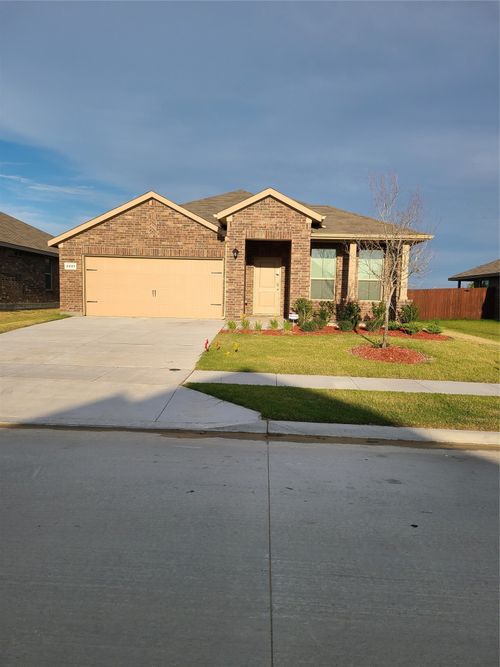 2221 Myrtle Beach Dr, Fort Worth, TX, 76108-2098 | Card Image