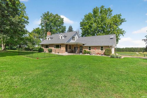 23380 Quinn Rd, Lakeville, IN, 46536-9456 | Card Image