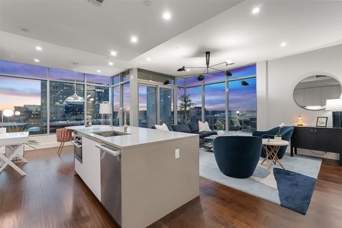 apt-904-501 West Ave, Austin, TX, 78701-2898 | Card Image