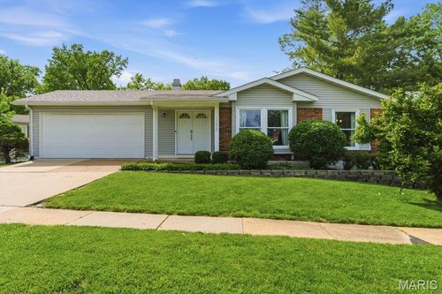 1255 Jade Wind Cir, Ballwin, MO, 63011-4224 | Card Image
