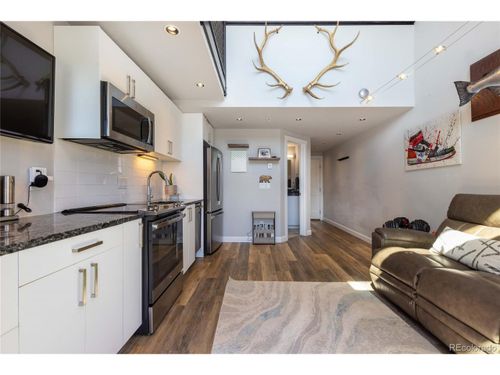 215-100 Basecamp Way, Frisco, CO, 80443-5967 | Card Image