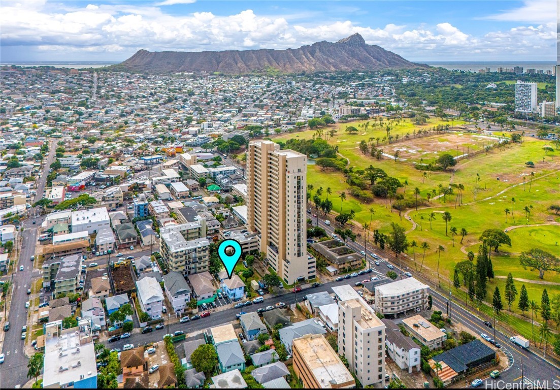 Ekela Ave, Honolulu, HI 96816 #1