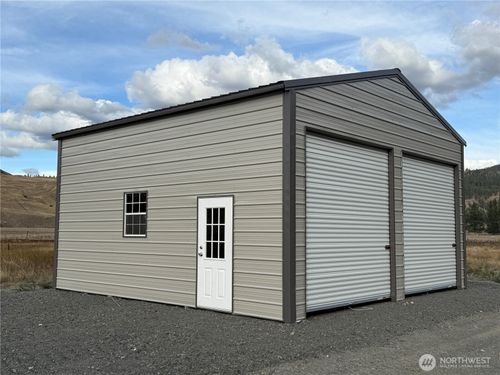 17 Sorona Way E, Tonasket, WA, 98855-9339 | Card Image