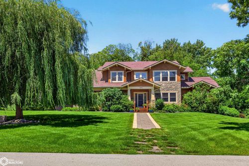 33943 Mill Creek Dr, Adel, IA, 50003-8359 | Card Image
