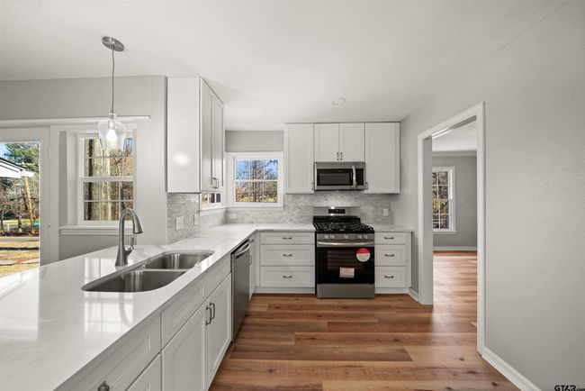 2809 S Robertson Ave, House other with 4 bedrooms, 3 bathrooms and null parking in Tyler TX | Image 13